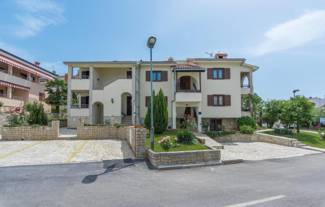 Apartmani Lorena Poreč Exterior foto